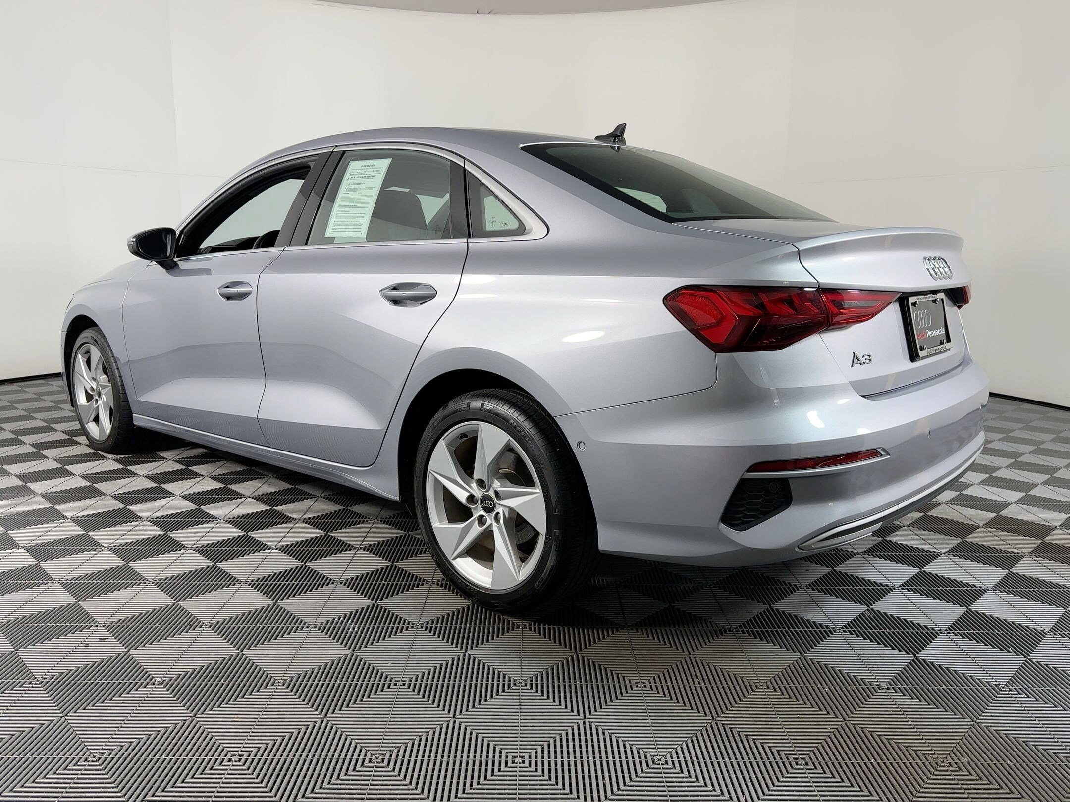 2024 Audi A3 40 Premium photo 3