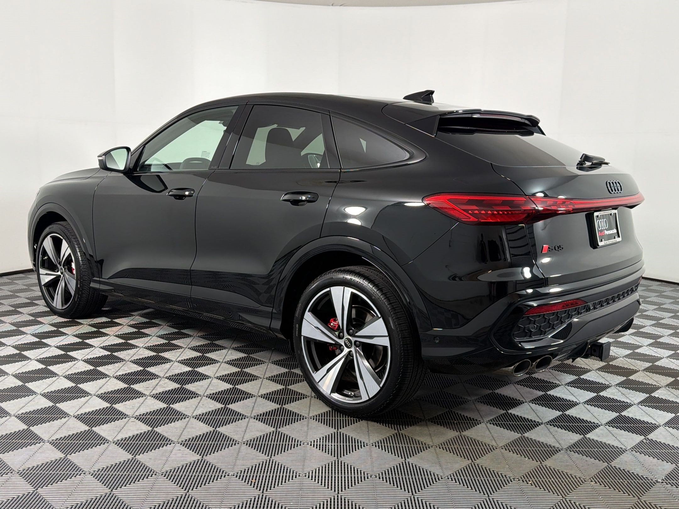 SQ5 Sportback Premium Plus SUV