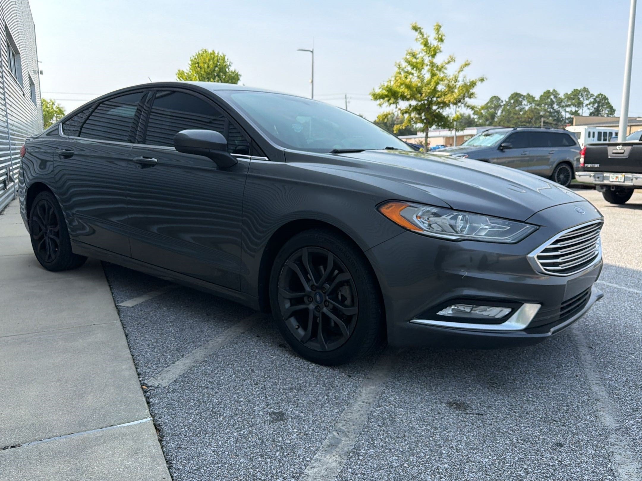 Fusion SE Sedan
