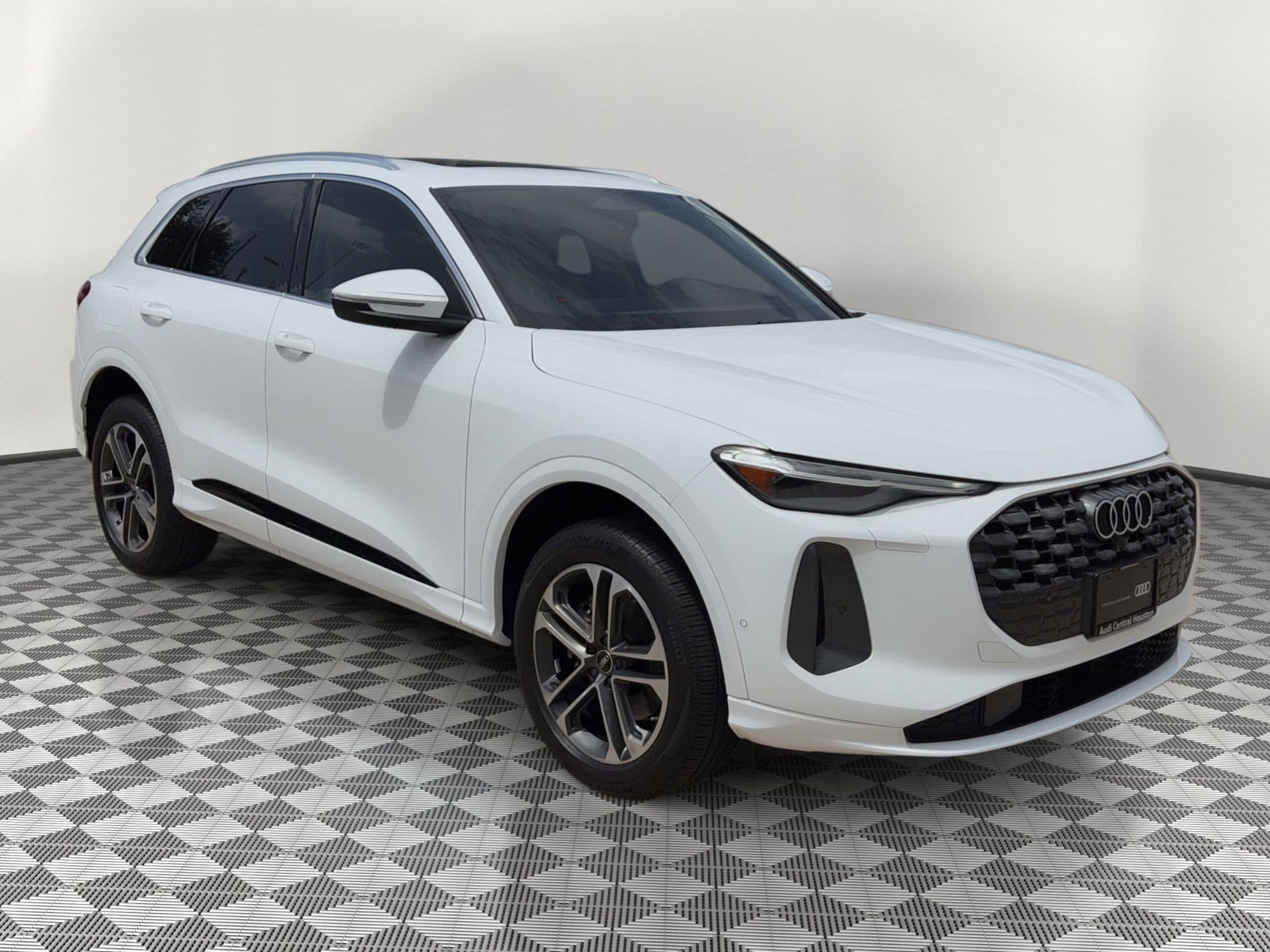 Q5 2.0T Premium SUV
