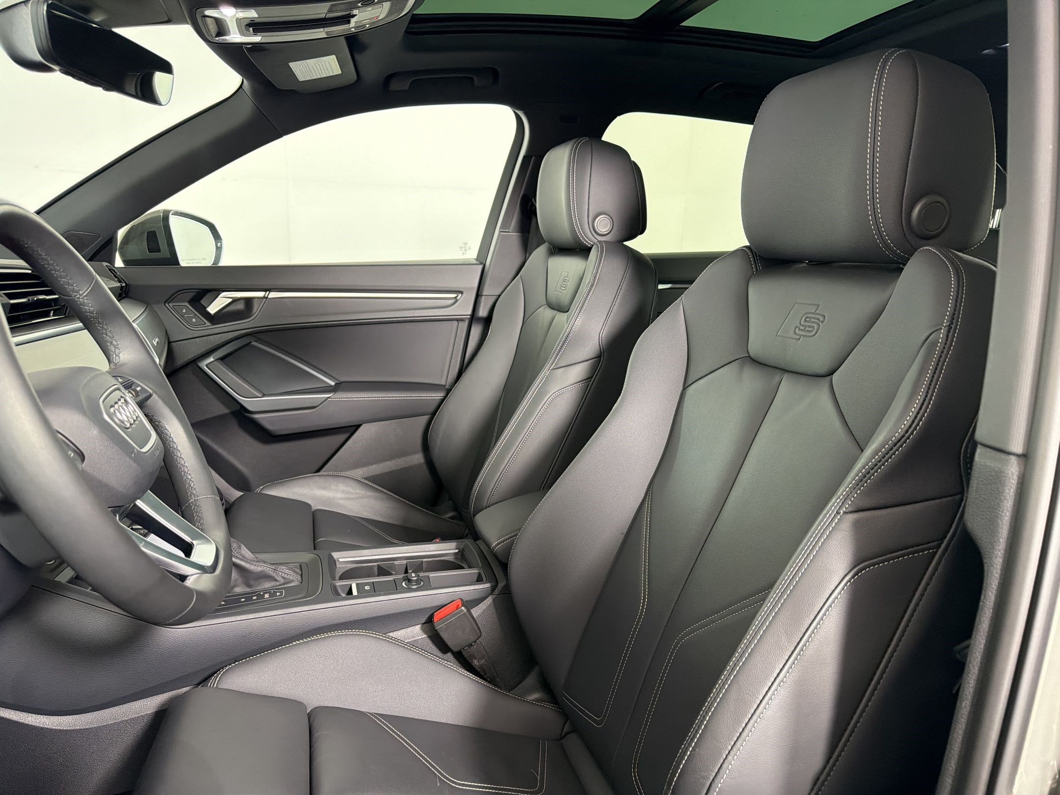 Q3 45 S Line Premium SUV