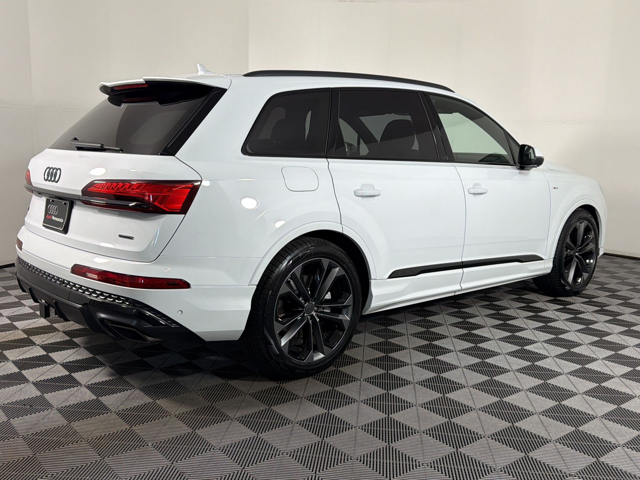 2026 Audi Q7 S Line Premium Plus - Photo 7