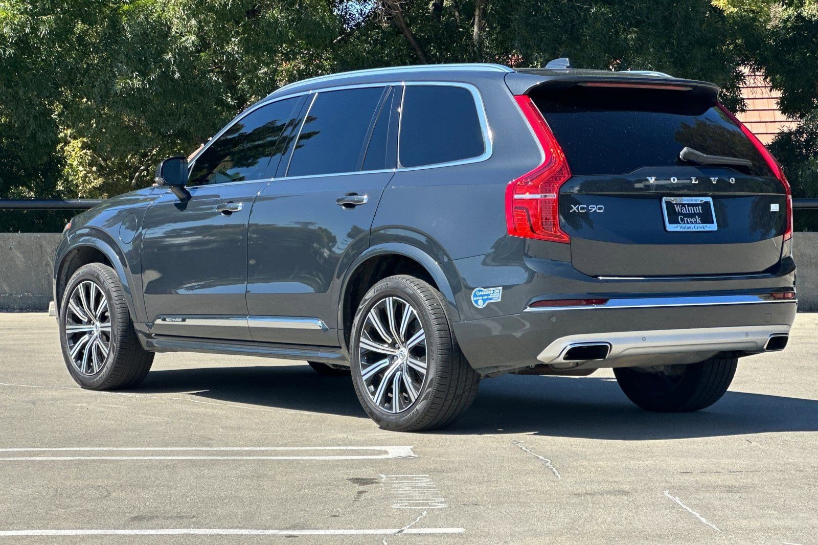 2021 Volvo XC90 Recharge T8 Inscription photo 3