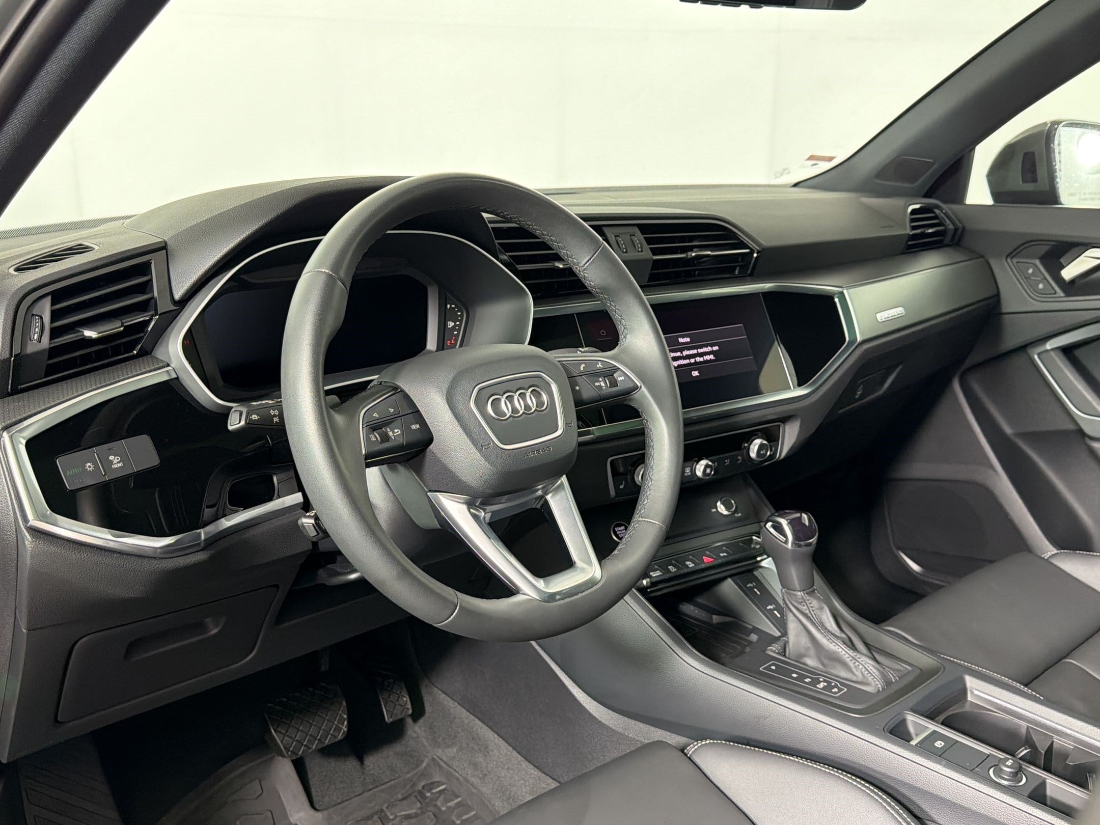 Q3 45 S Line Premium SUV