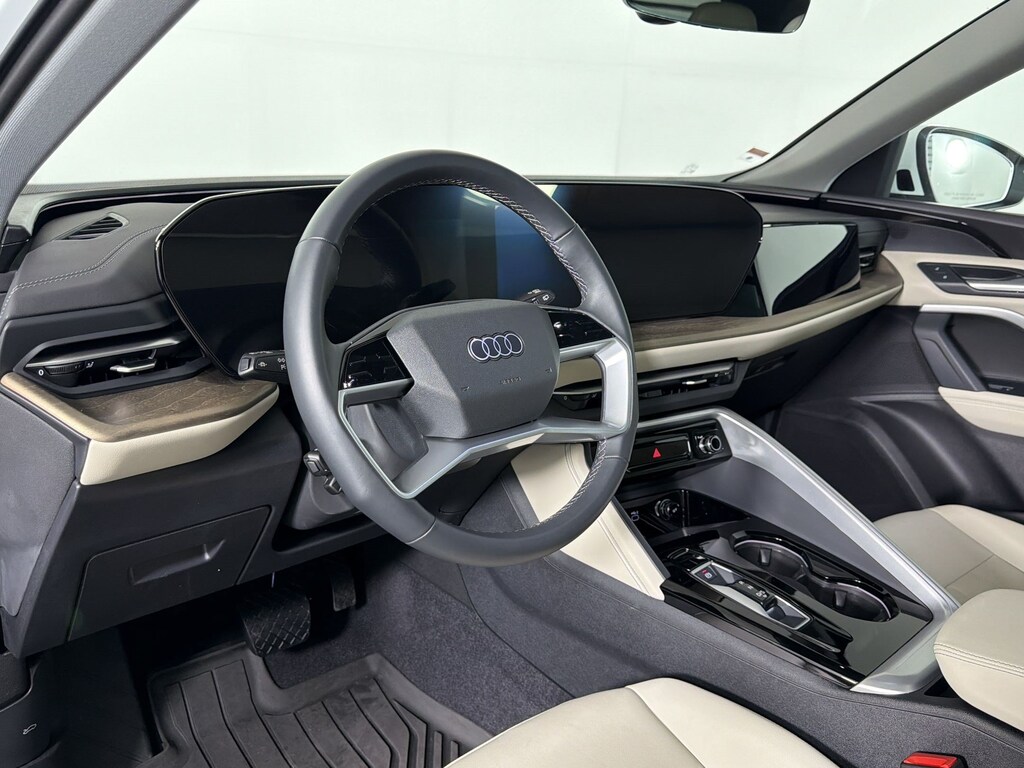 Used 2025 Audi Q5 2.0T Premium SUV