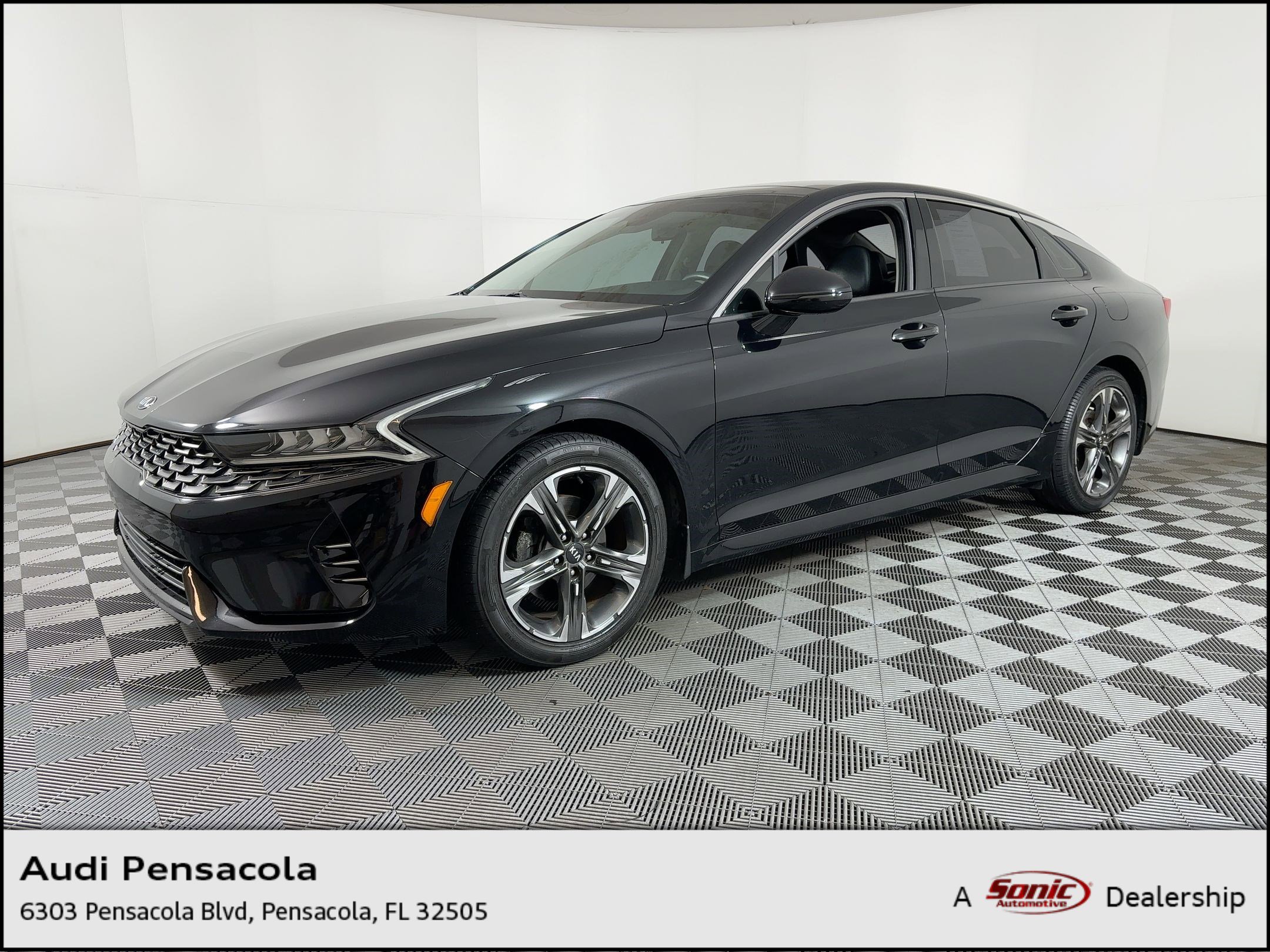 2021 Kia K5 EX's photo