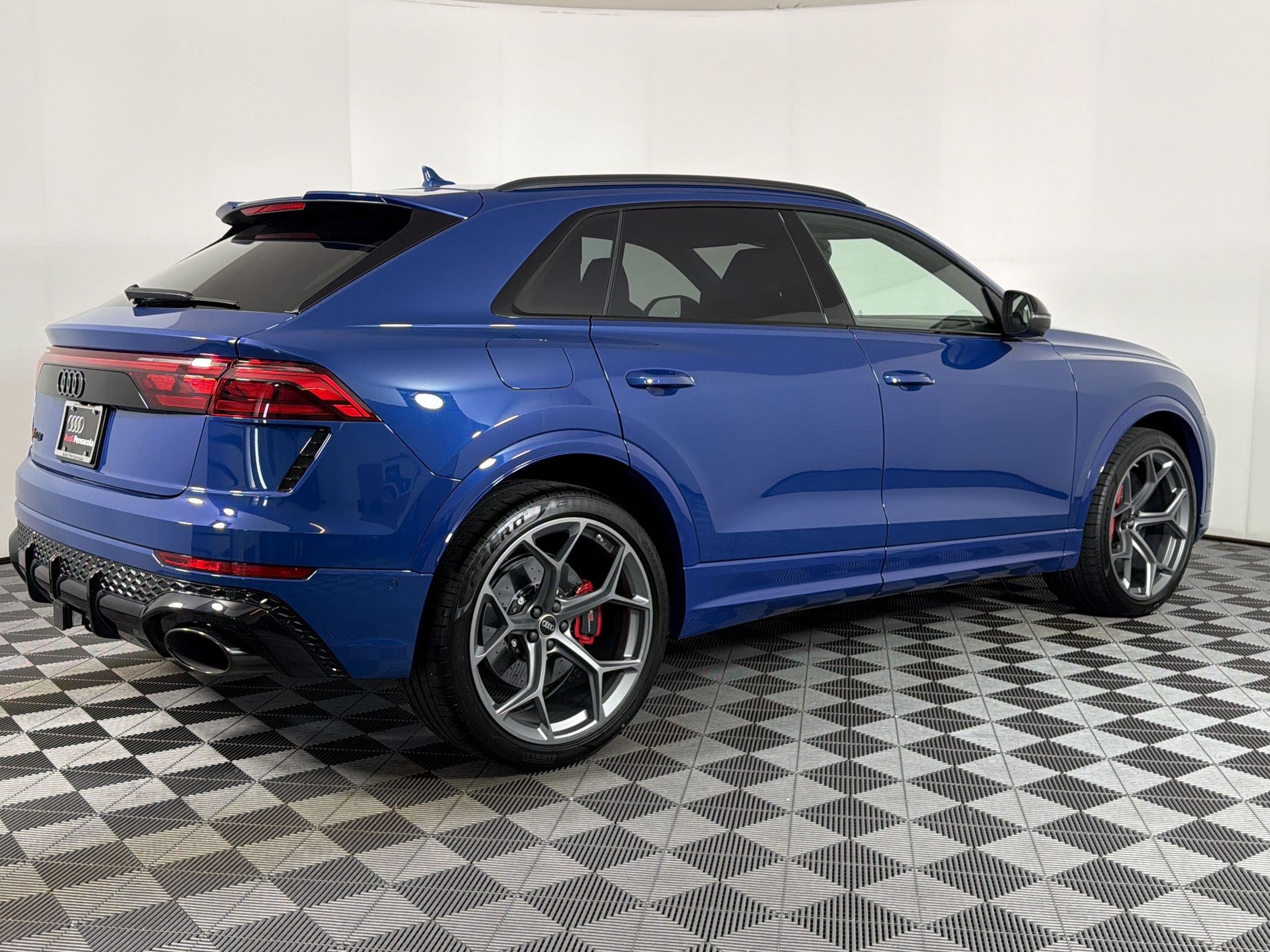 RS Q8 Performance SUV