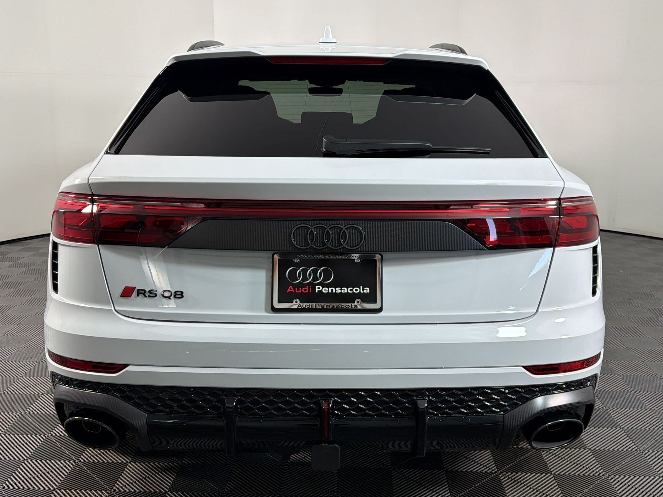 RS Q8 Performance SUV