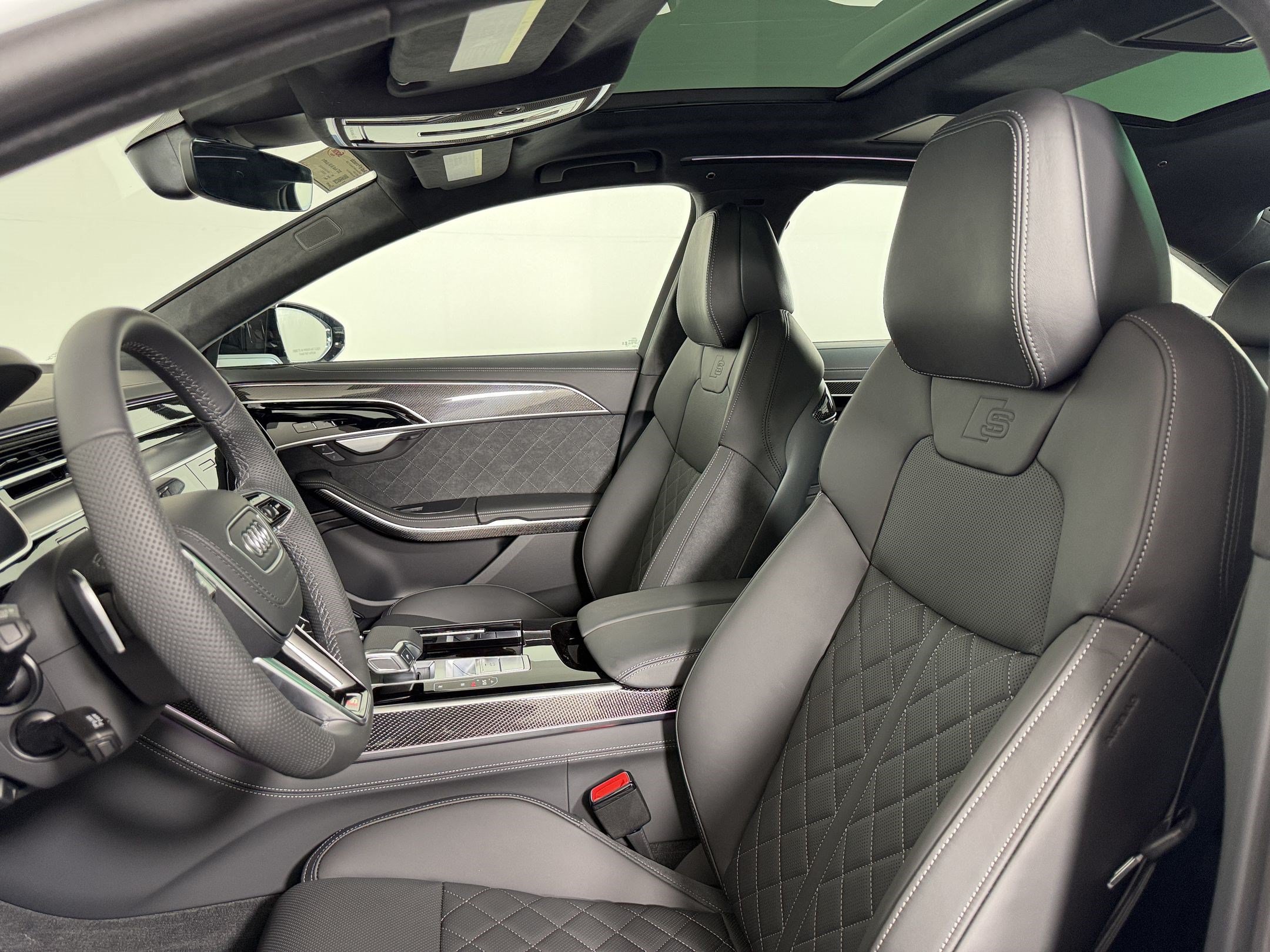 2027 Audi S8 S8 (quattro) Sedan