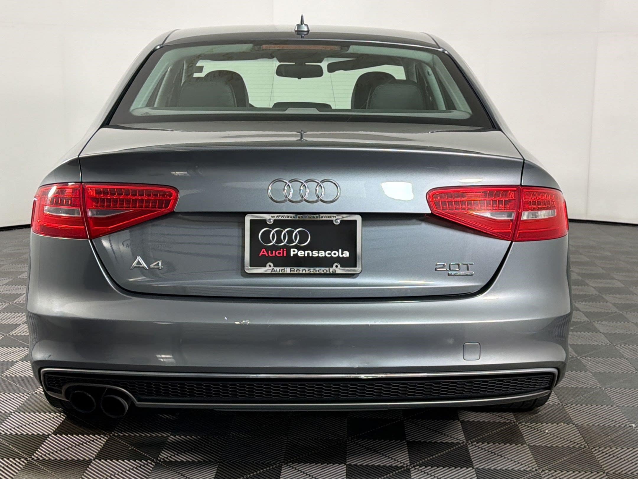 A4 2.0T Premium Sedan
