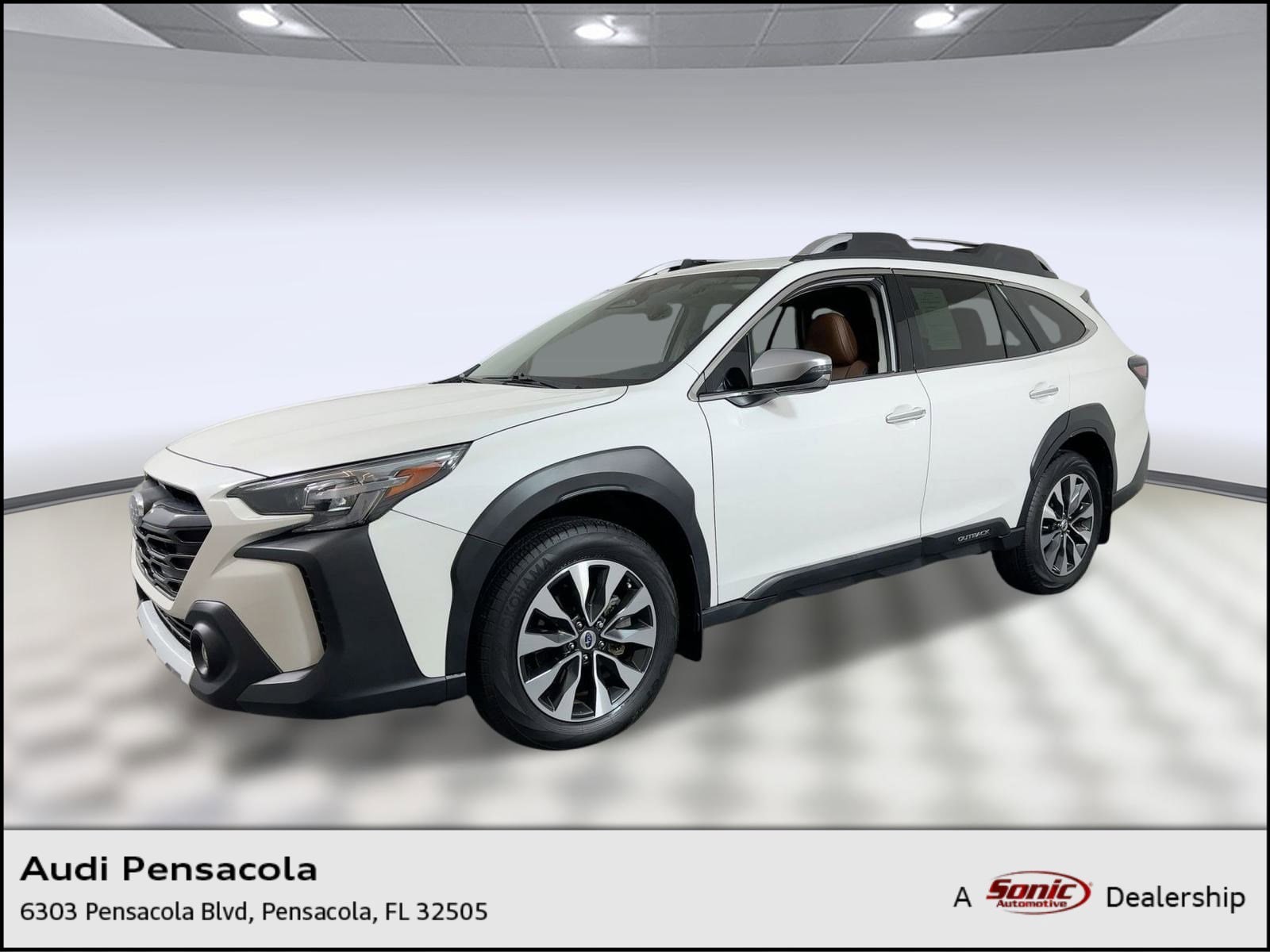 2023 Subaru Outback Touring's photo