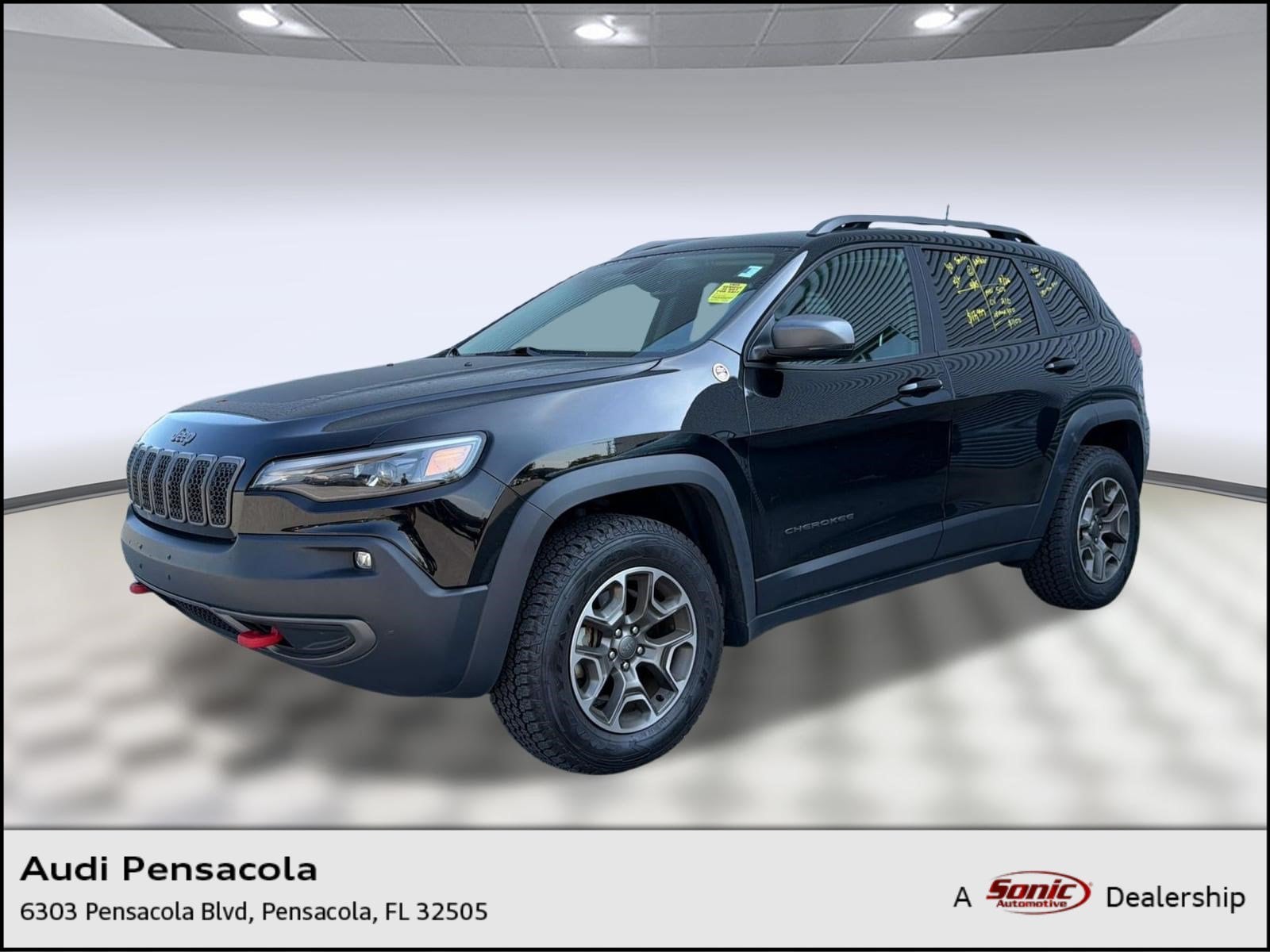 Cherokee Trailhawk SUV