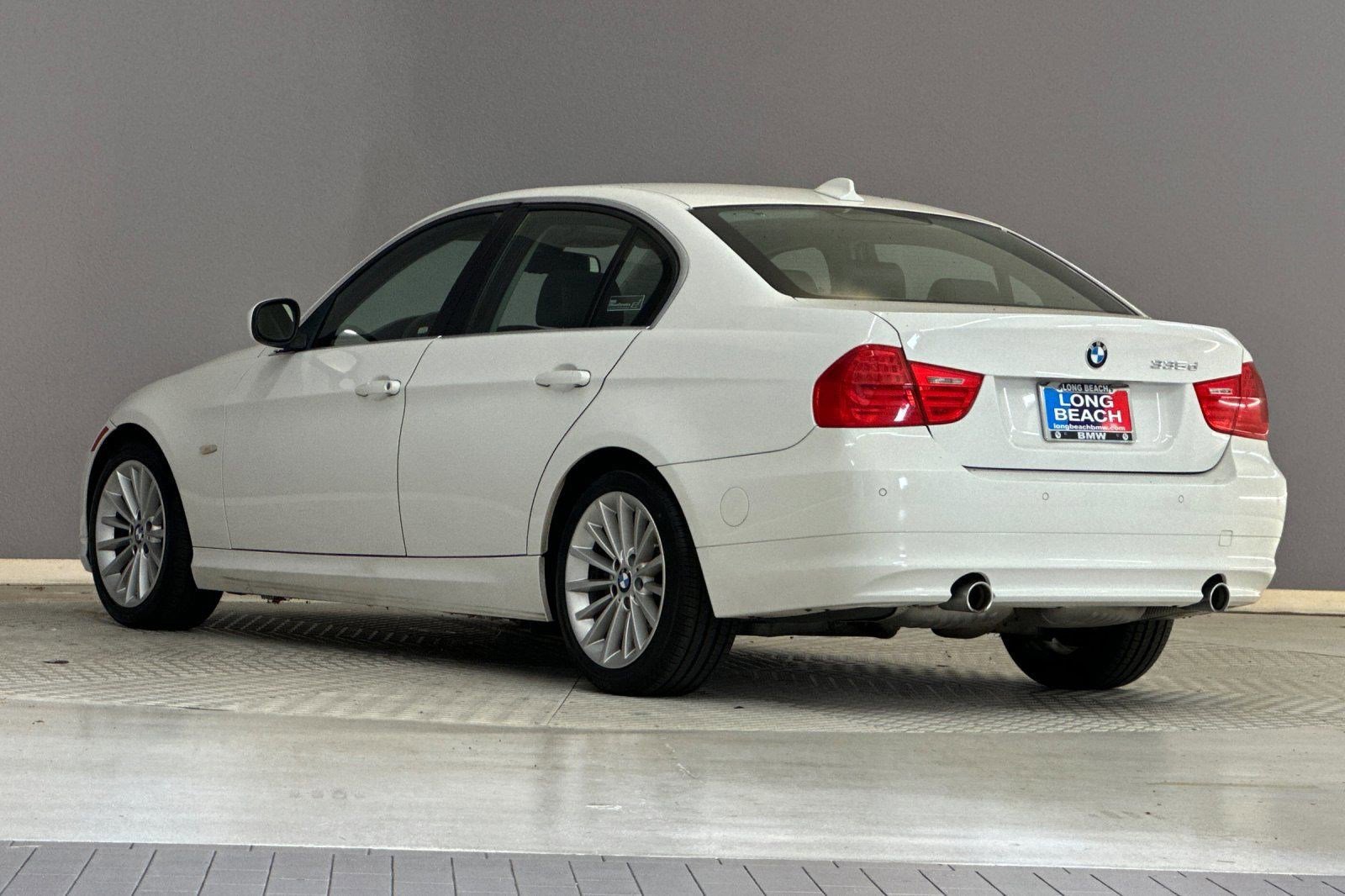 2011 Bmw 335d 3-Series photo 2