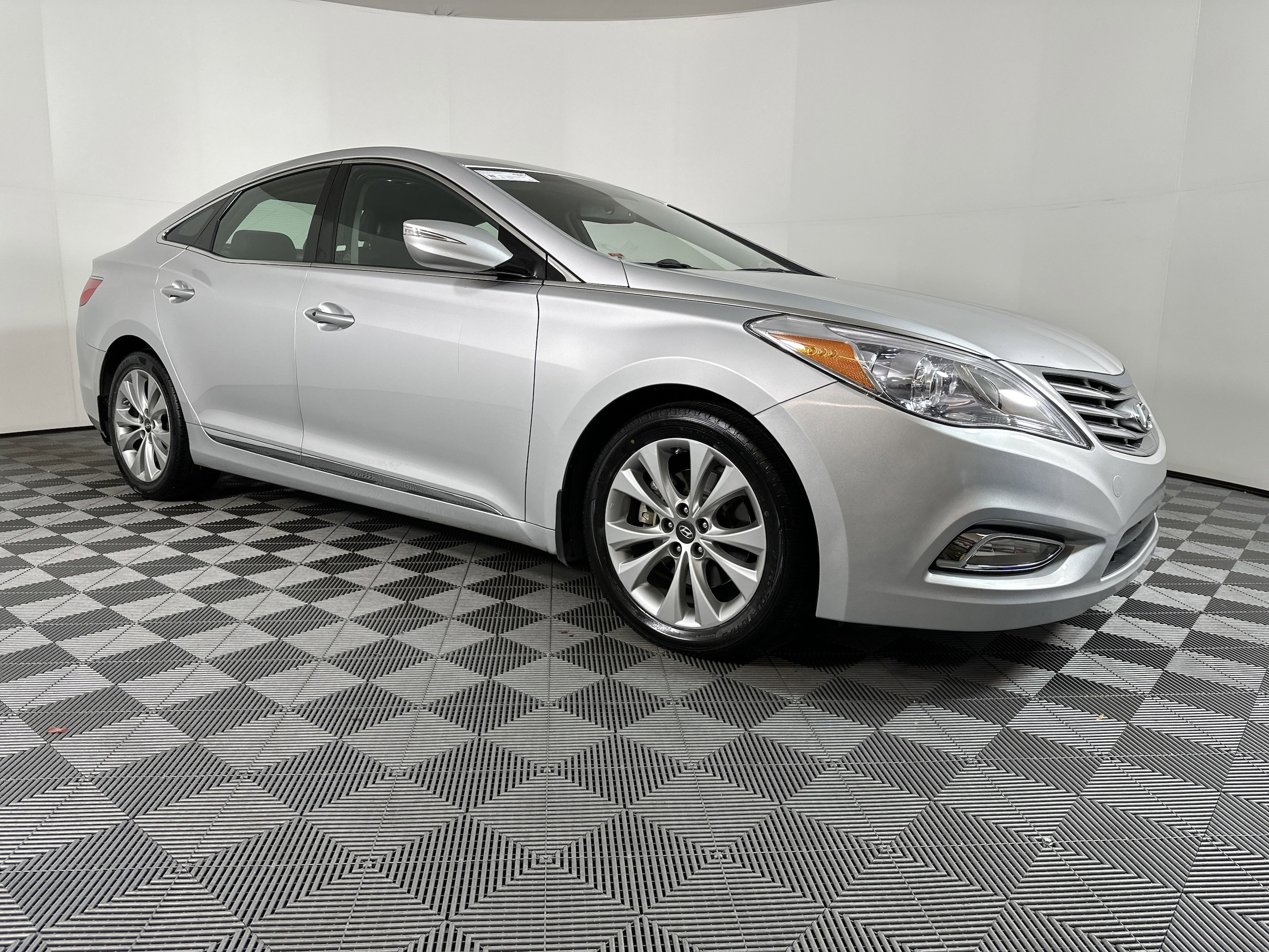 Used 2014 Hyundai Azera Base with VIN KMHFG4JG0EA406205 for sale in Pensacola, FL