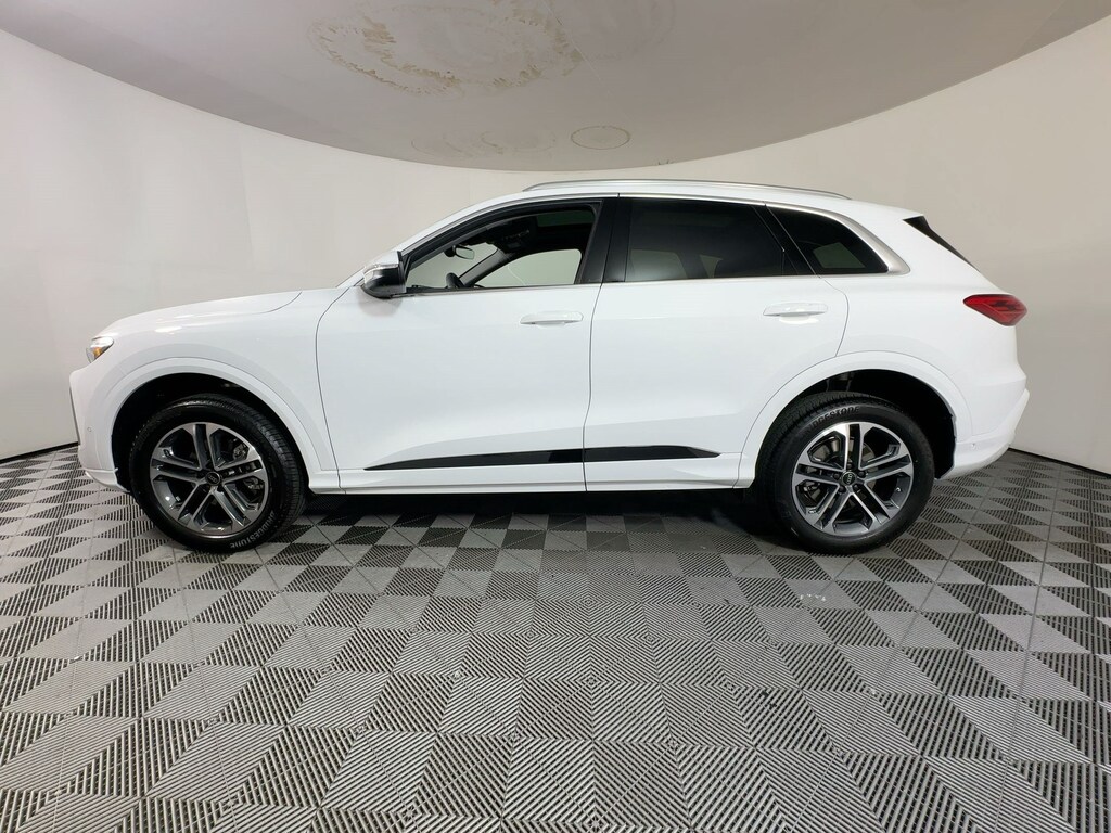 Used 2025 Audi Q5 2.0T Premium SUV