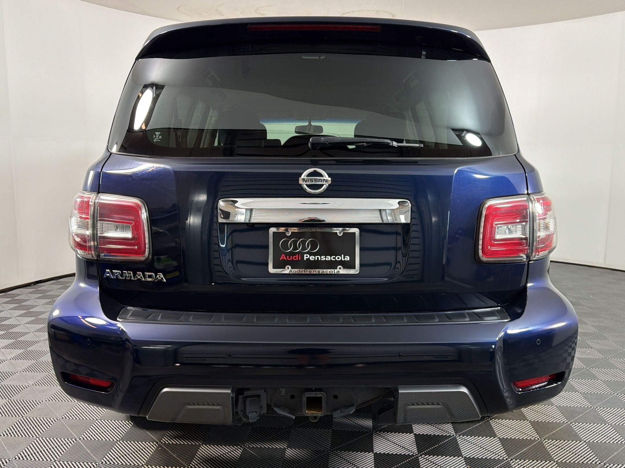 Armada SV SUV