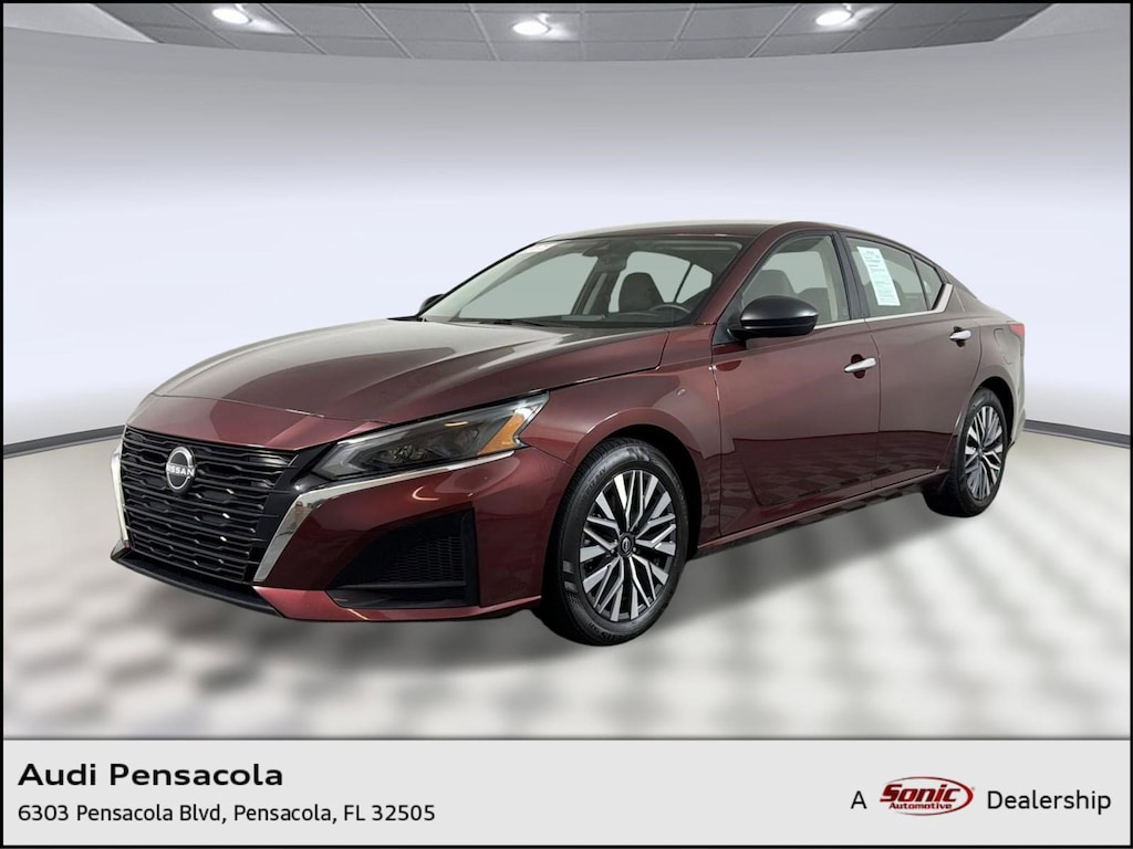 Used 2024 Nissan Altima 2.5 SV Sedan