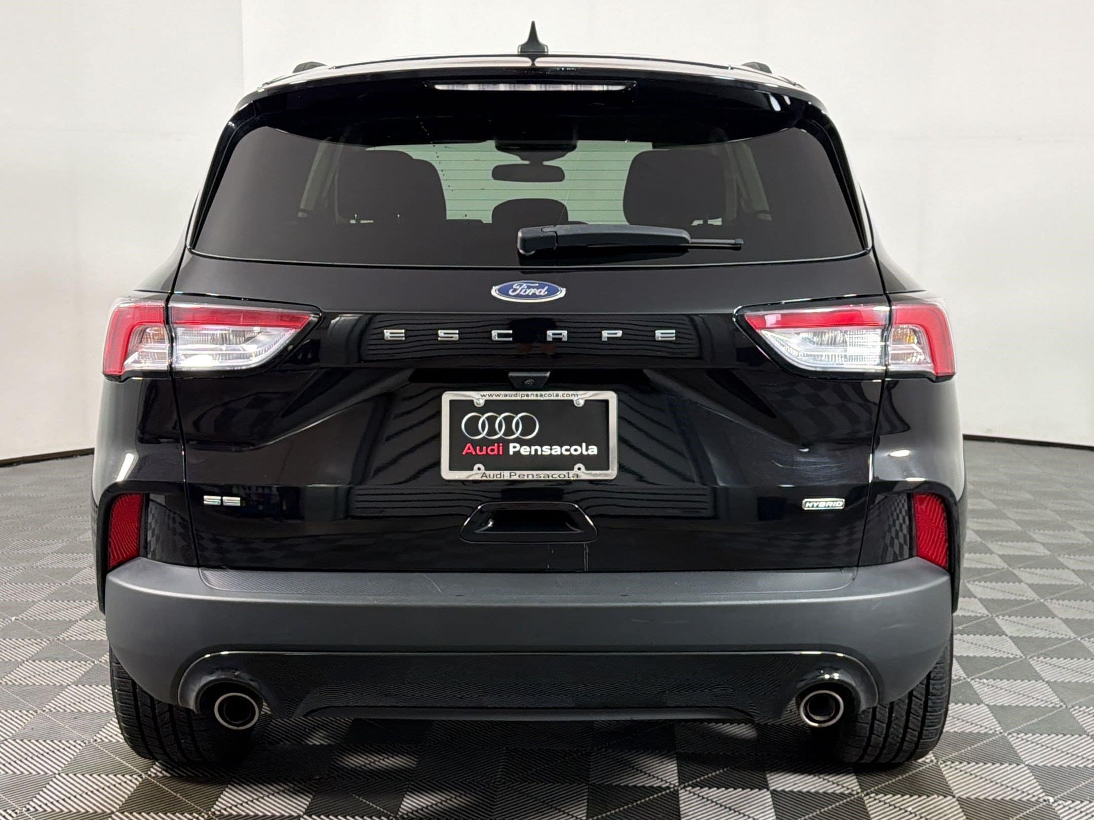 Escape SE Hybrid SUV
