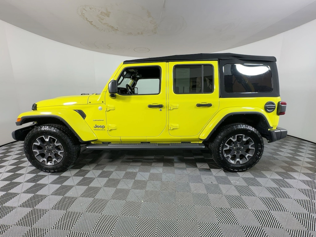 Used 2024 Jeep Wrangler Sahara SUV