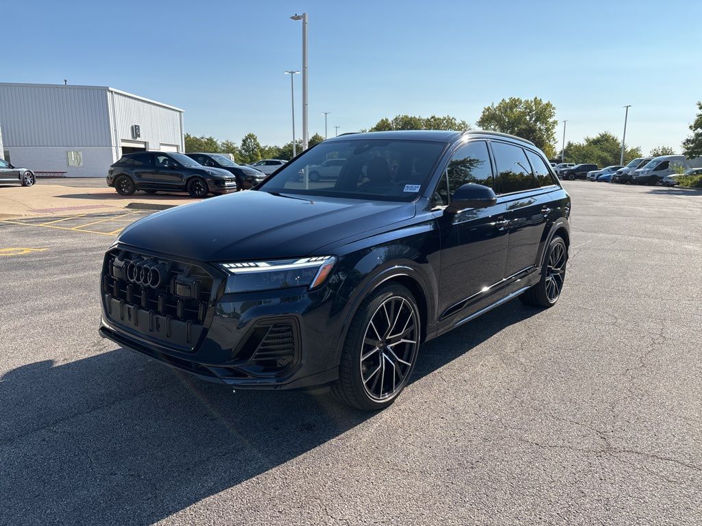 2025 Audi Q7 55 Premium