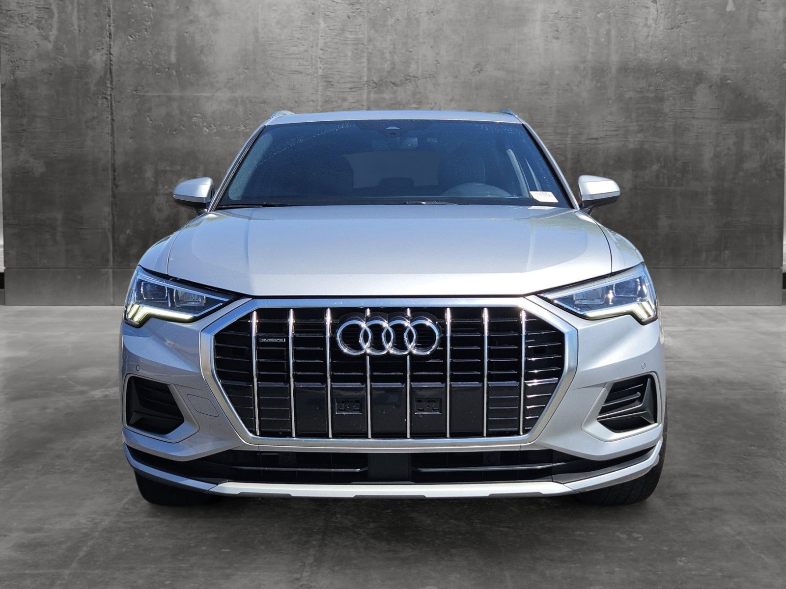 Used 2020 Audi Q3 Premium Plus with VIN WA1BECF39L1112432 for sale in Peoria, AZ