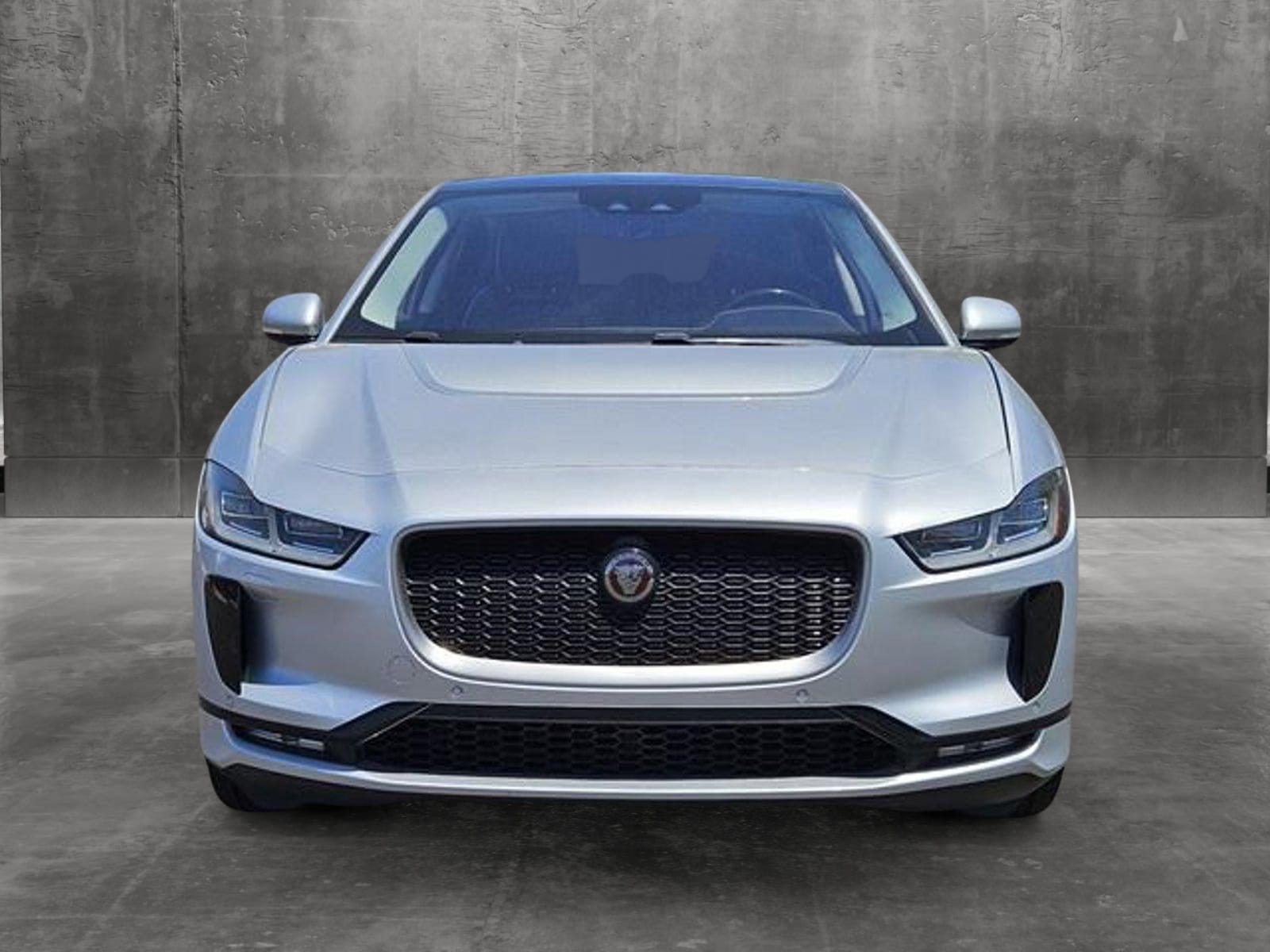 Used 2019 Jaguar I-PACE SE with VIN SADHC2S10K1F69883 for sale in Peoria, AZ