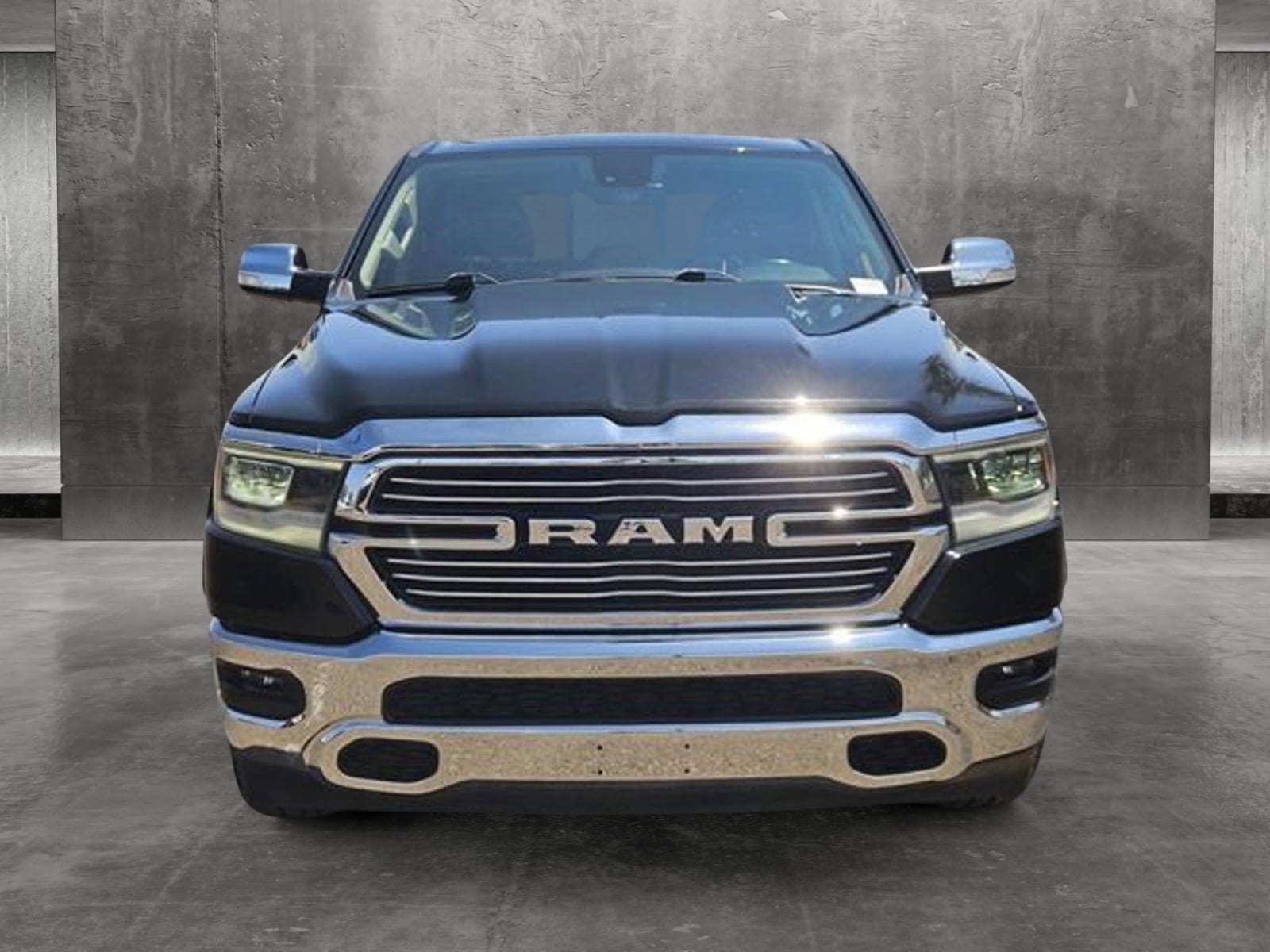 Used 2020 RAM Ram 1500 Pickup Laramie with VIN 1C6RREJT7LN172639 for sale in Peoria, AZ