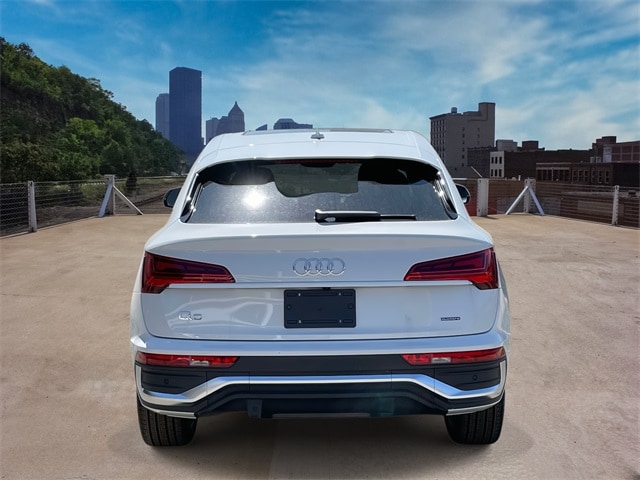 2025 Audi Q5 Sportback Premium Plus 45 TFSI photo 4