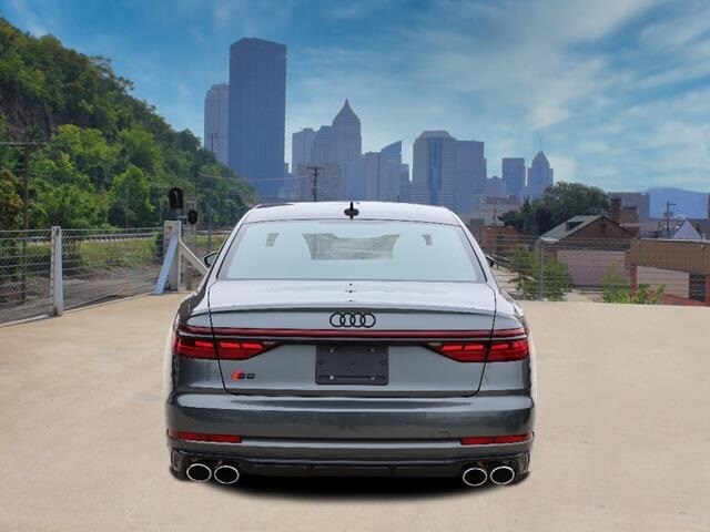 2025 Audi S8 Quattro photo 4