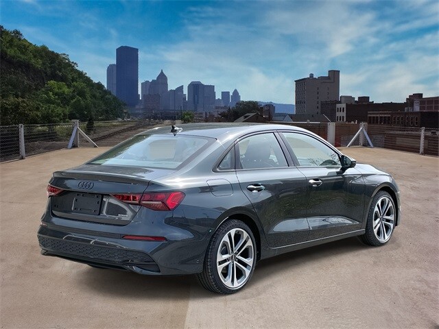 2025 Audi A3 Premium Plus 40 TFSI Quattro photo 3