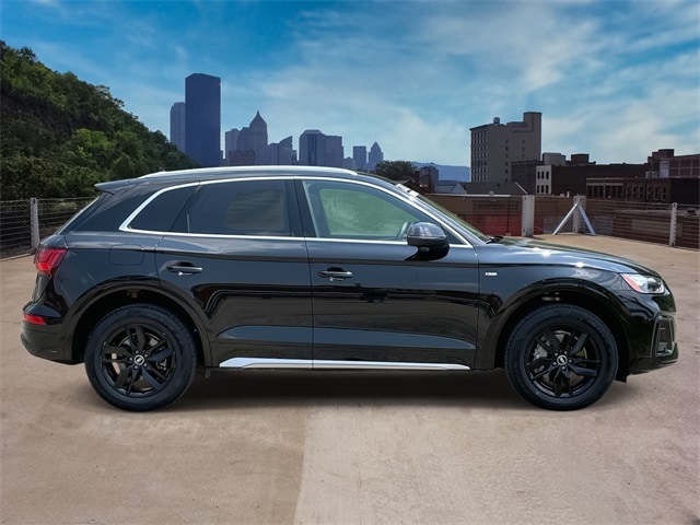 Used 2022 Audi Q5 Premium with VIN WA1GAAFY0N2026182 for sale in Pittsburgh, PA