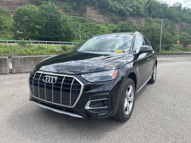 Used 2022 Audi Q5 Premium with VIN WA1ABAFY5N2121114 for sale in Pittsburgh, PA