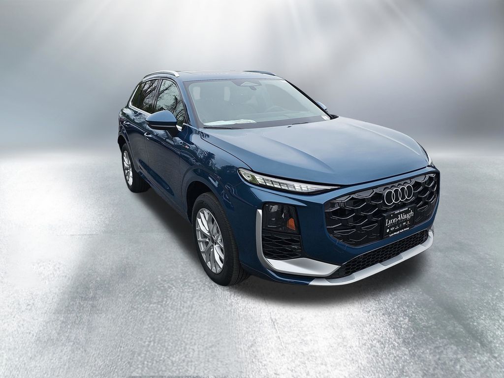 2026 Audi Q3 S line quattro's photo