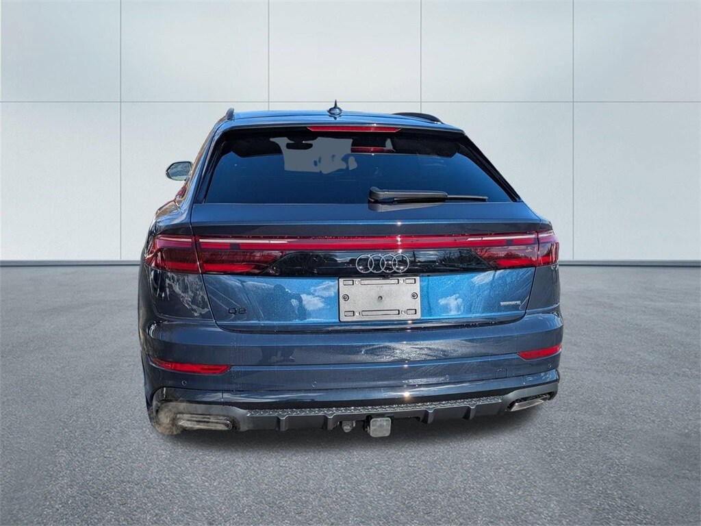 New 2026 Audi Q8 SUV
