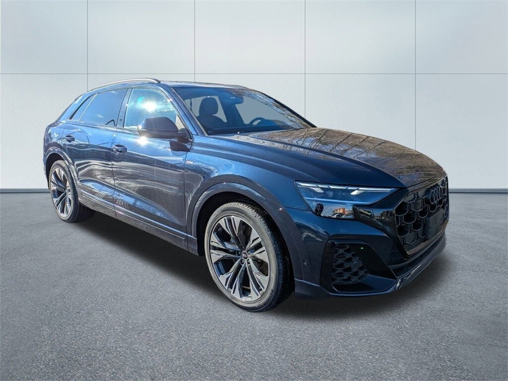 New 2026 Audi Q8 SUV