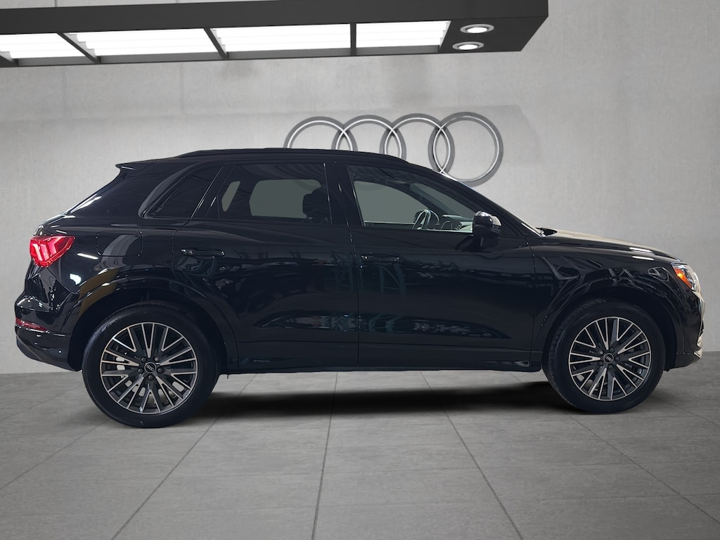 Certified 2022 Audi 40 Komfort VUS