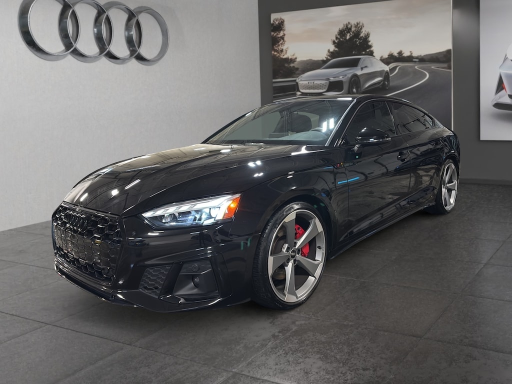 Certified 2023 Audi 45 Progressiv À hayon