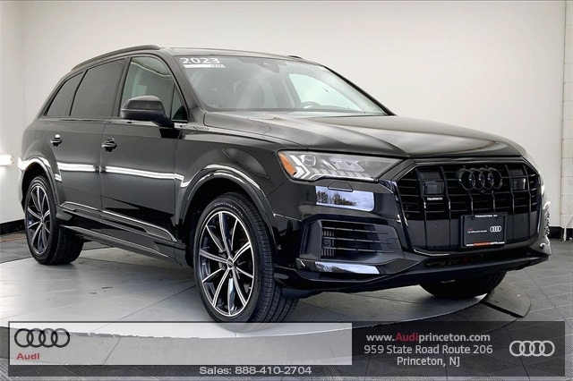 2023 Audi Q7 Premium Plus's photo