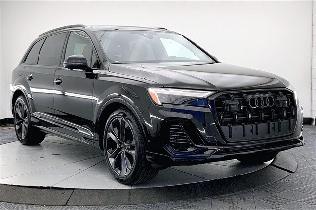 2026 Audi Q7 Premium Plus's photo