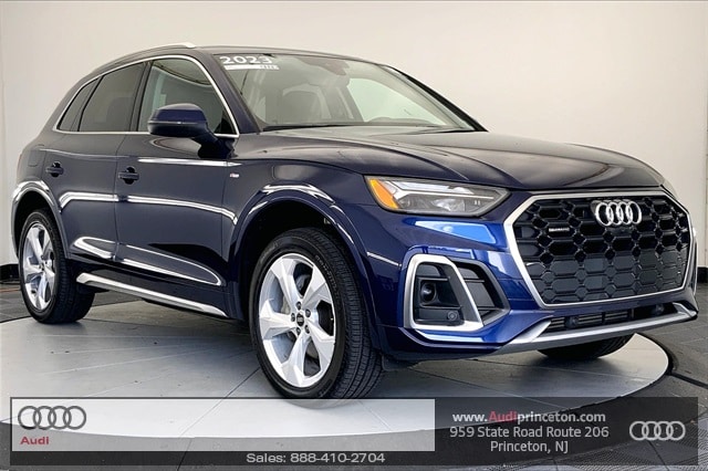 2023 Audi Q5 Premium Plus's photo