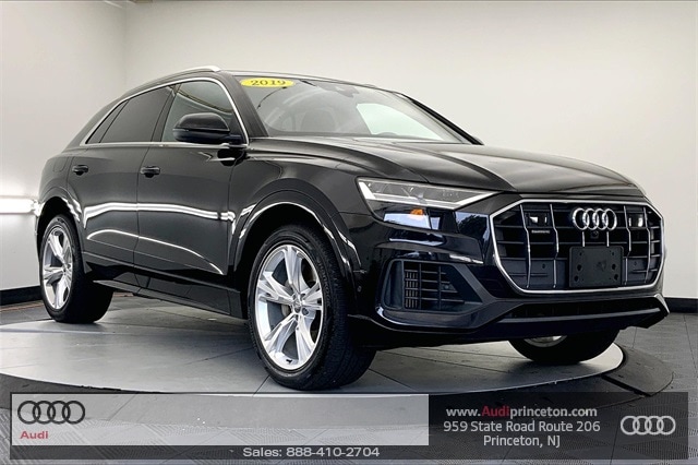 2019 Audi Q8 Premium Plus's photo