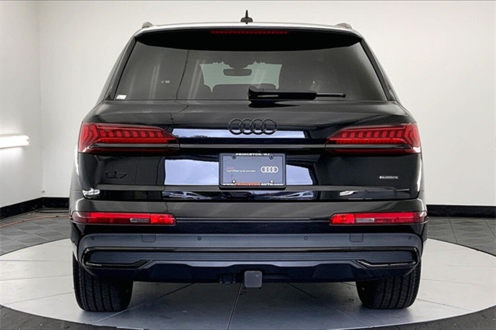 Certified 2023 Audi Q7 Premium Plus 55 TFSI quattro