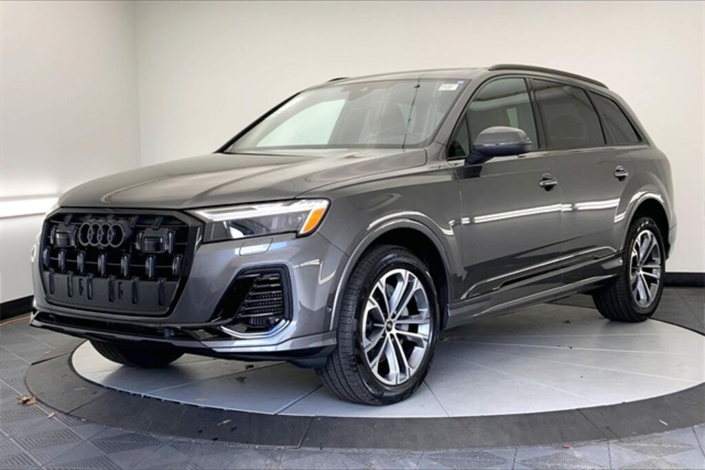 New 2026 Audi Q7 Premium SUV