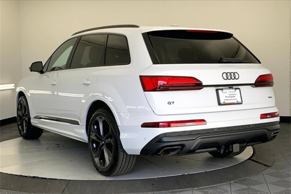 New 2026 Audi Q7 Premium Plus SUV