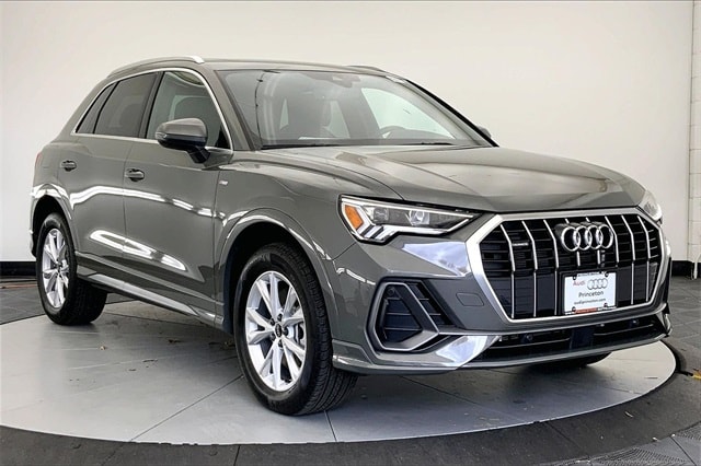 2025 Audi Q3 S Line Premium