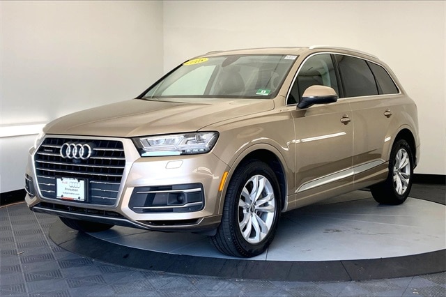 Used 2018 Audi Q7 Premium Plus with VIN WA1LHAF75JD020085 for sale in Princeton, NJ