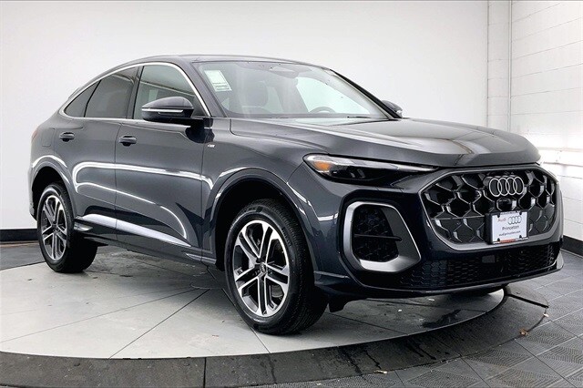 2025 Audi New Q5 Sportback Premium's photo