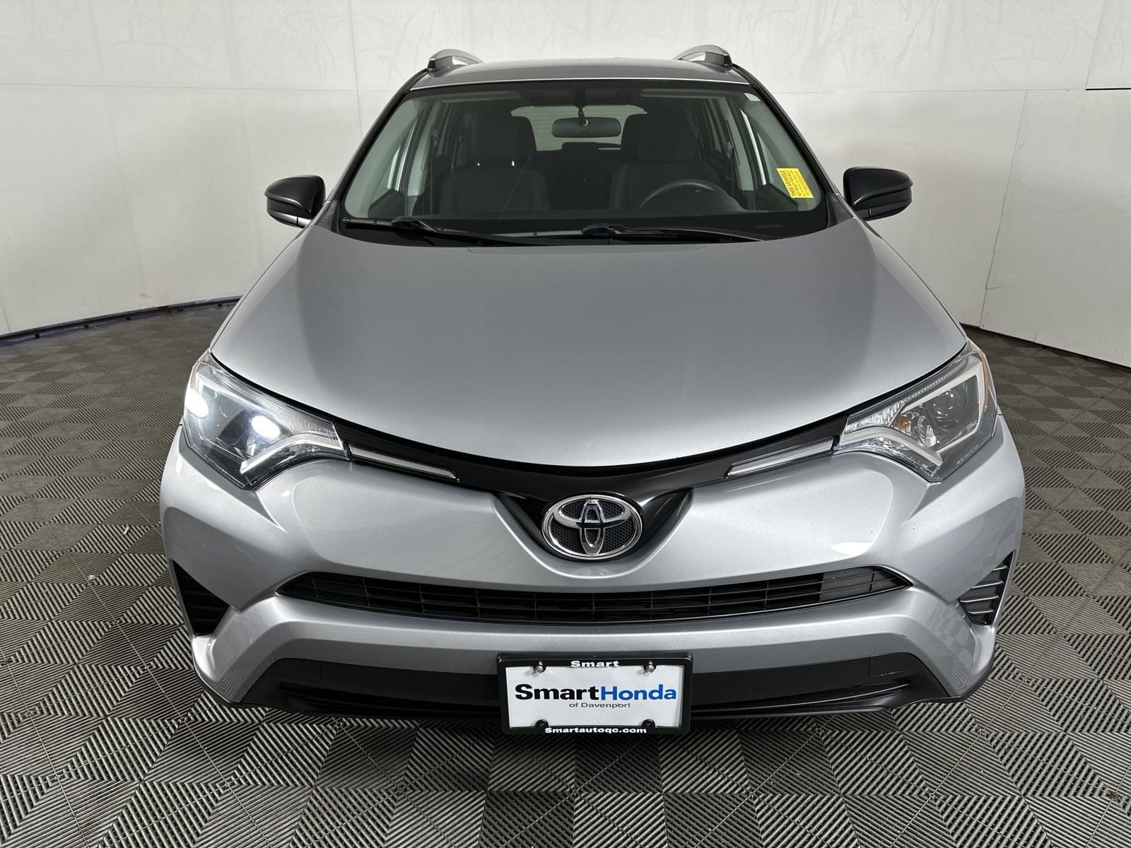 Used 2016 Toyota RAV4 LE with VIN 2T3BFREVXGW535276 for sale in Davenport, IA