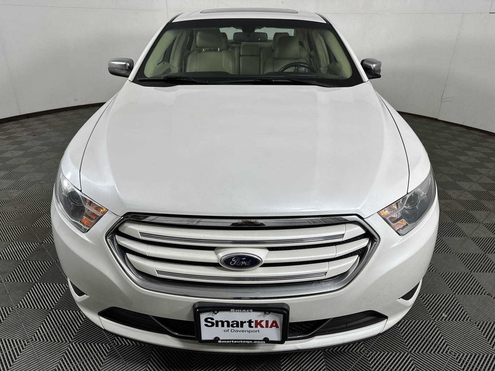 Used 2013 Ford Taurus Limited with VIN 1FAHP2F85DG131256 for sale in Davenport, IA