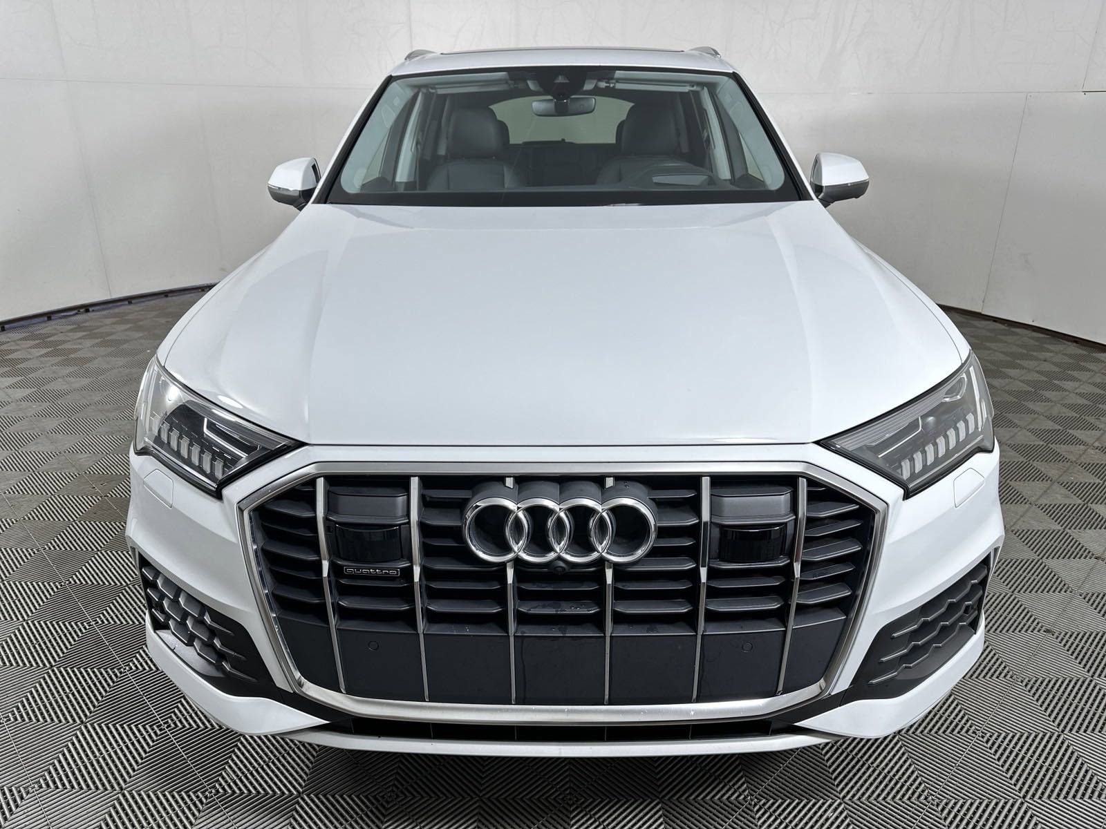 Used 2023 Audi Q7 Prestige with VIN WA1VXBF77PD004884 for sale in Davenport, IA